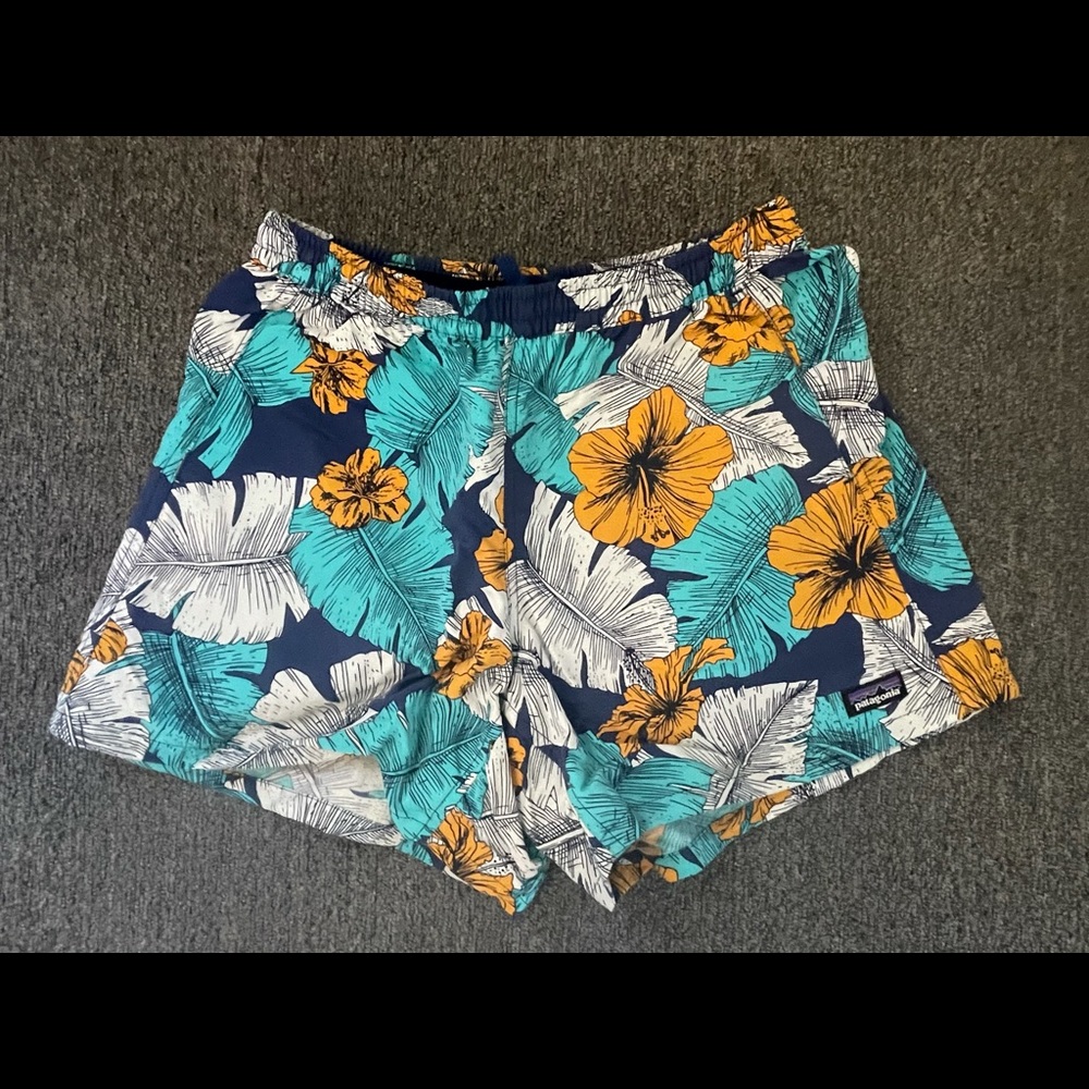 Patagonia women’s baggies shorts blue orange print